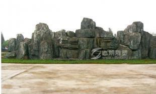 融合古典與現(xiàn)代 玻璃鋼人物造型與中國古典鑄銅雕像的藝術魅力——以成都態(tài)朗景觀為例